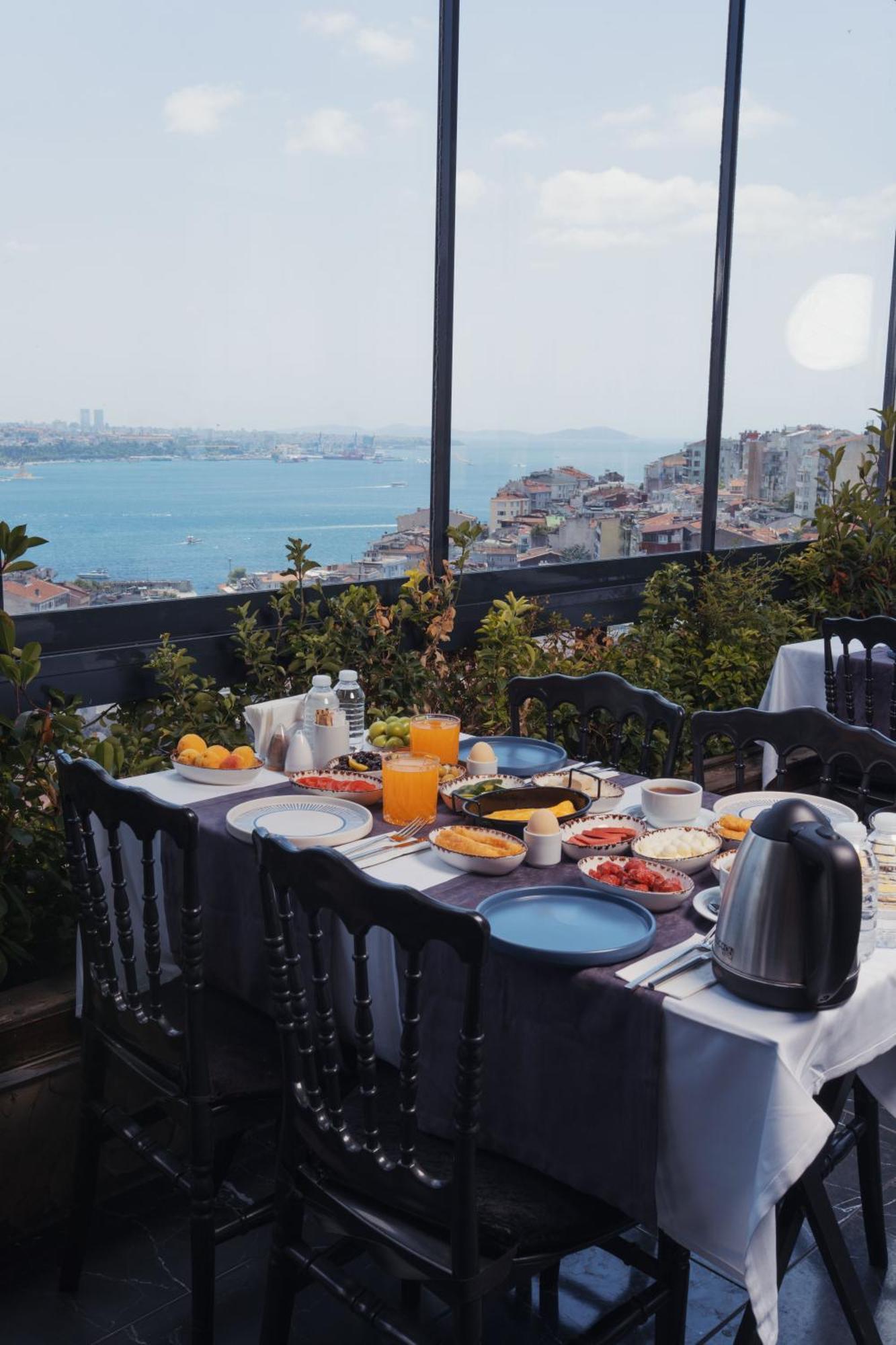 Отель Trip Bosphorus Taksim Стамбул Экстерьер фото